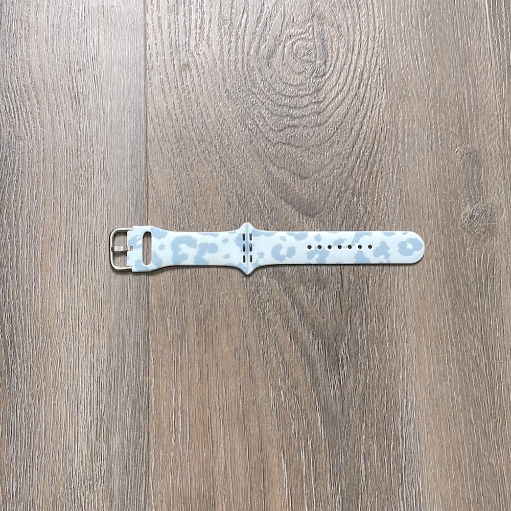 Leopard Apple Watch band